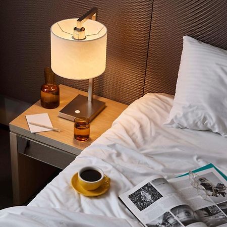 Atura Dandenong Hotel Doveton Bagian luar foto