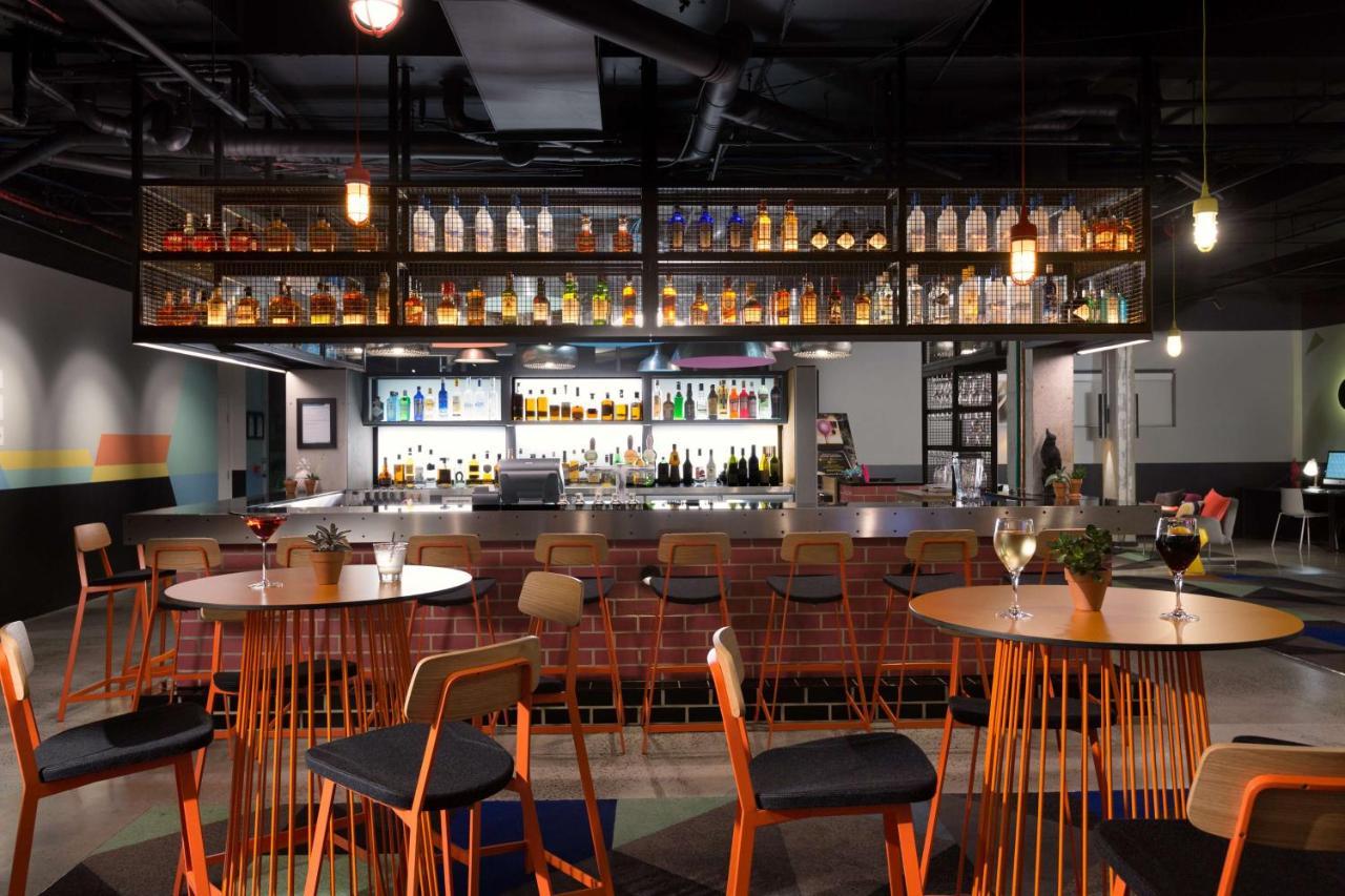 Atura Dandenong Hotel Doveton Bagian luar foto