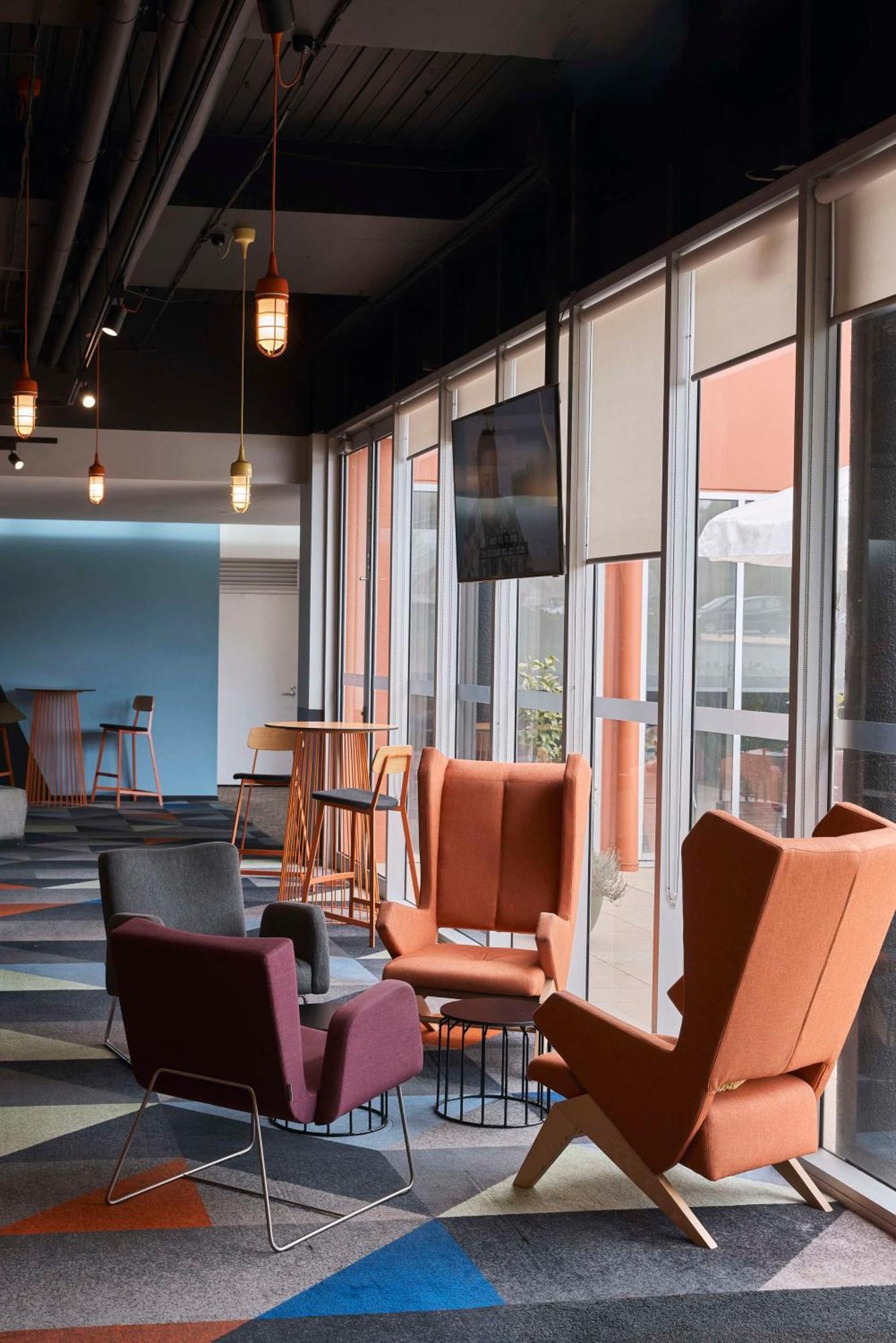Atura Dandenong Hotel Doveton Bagian luar foto