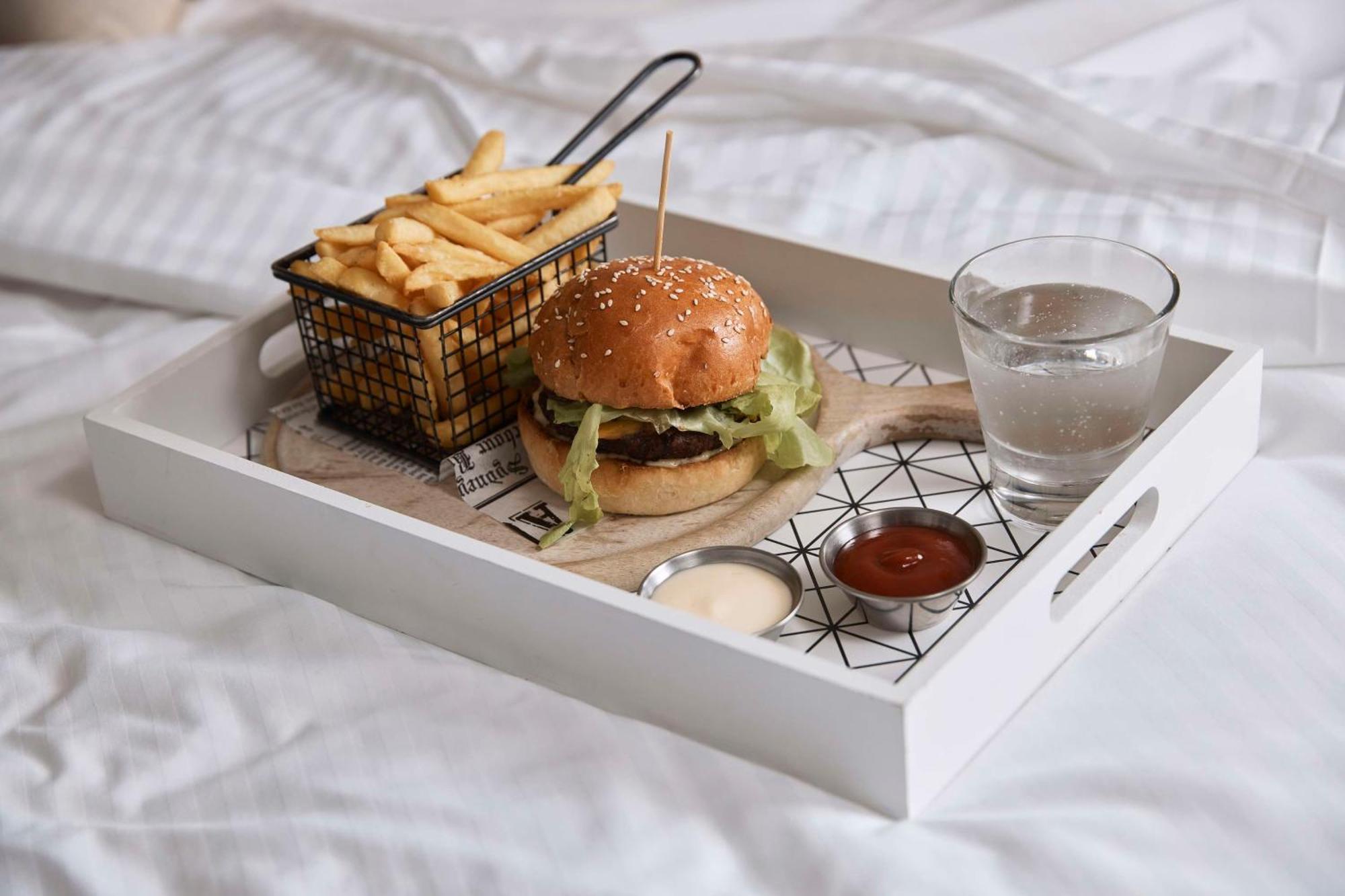Atura Dandenong Hotel Doveton Bagian luar foto