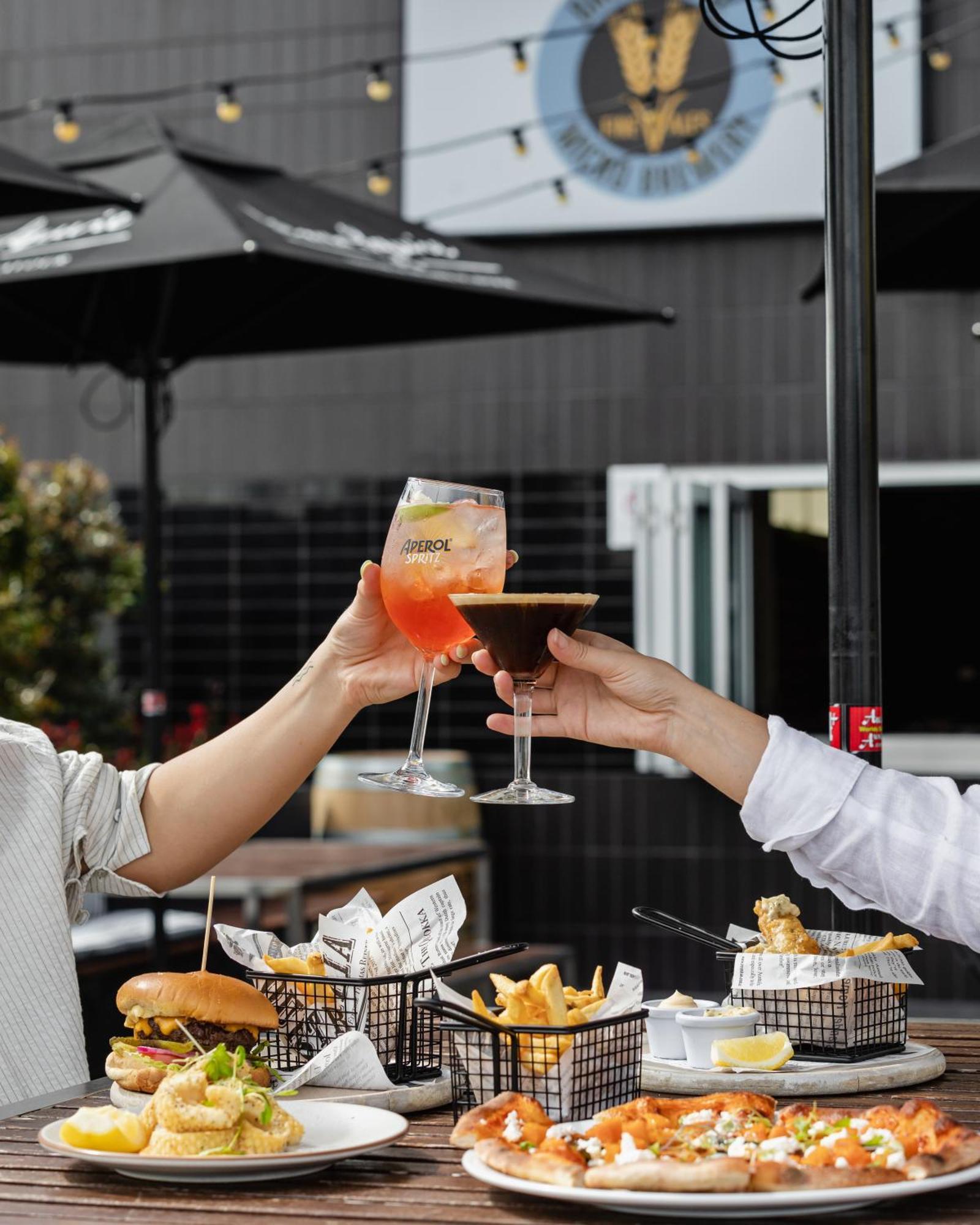 Atura Dandenong Hotel Doveton Bagian luar foto
