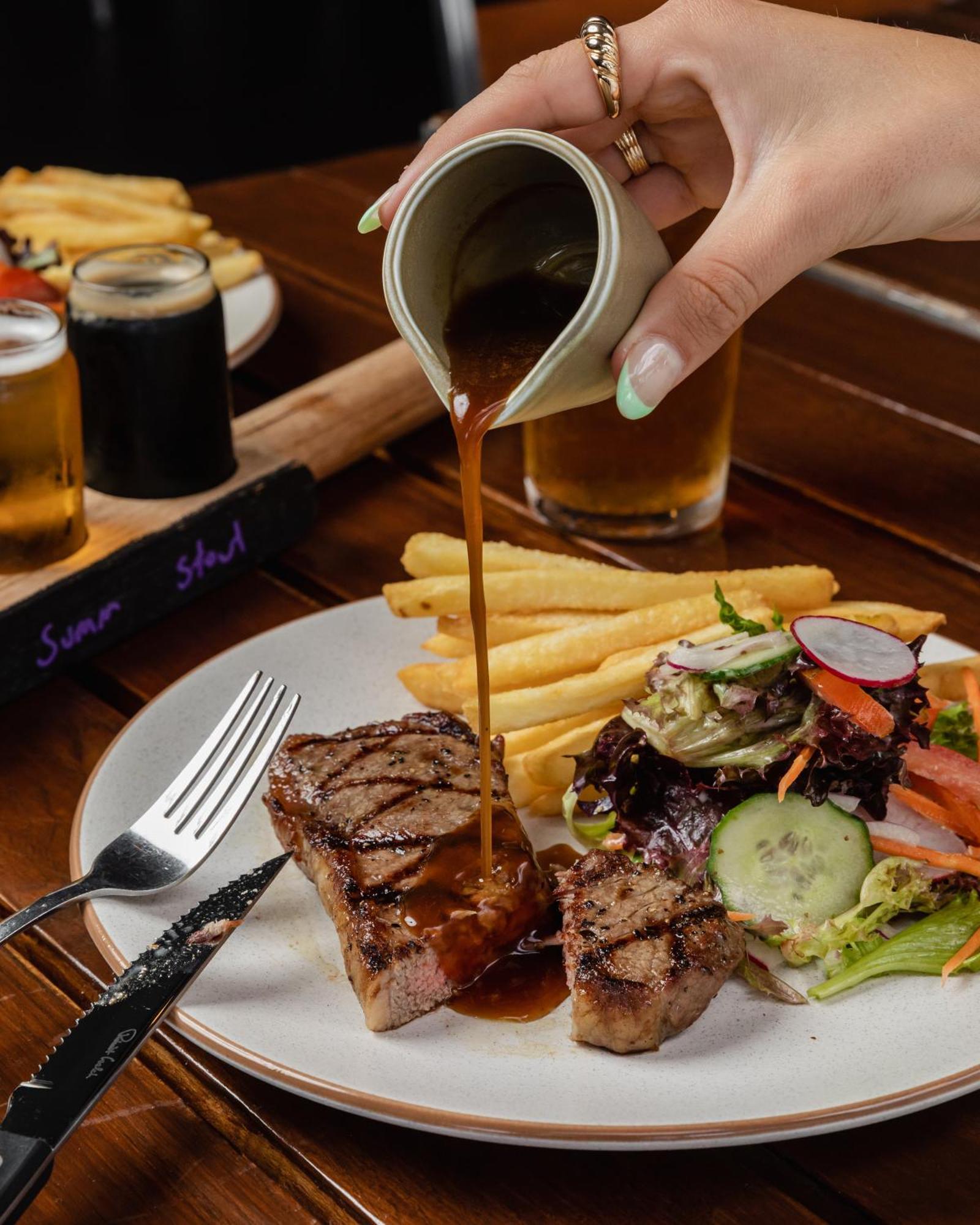 Atura Dandenong Hotel Doveton Bagian luar foto