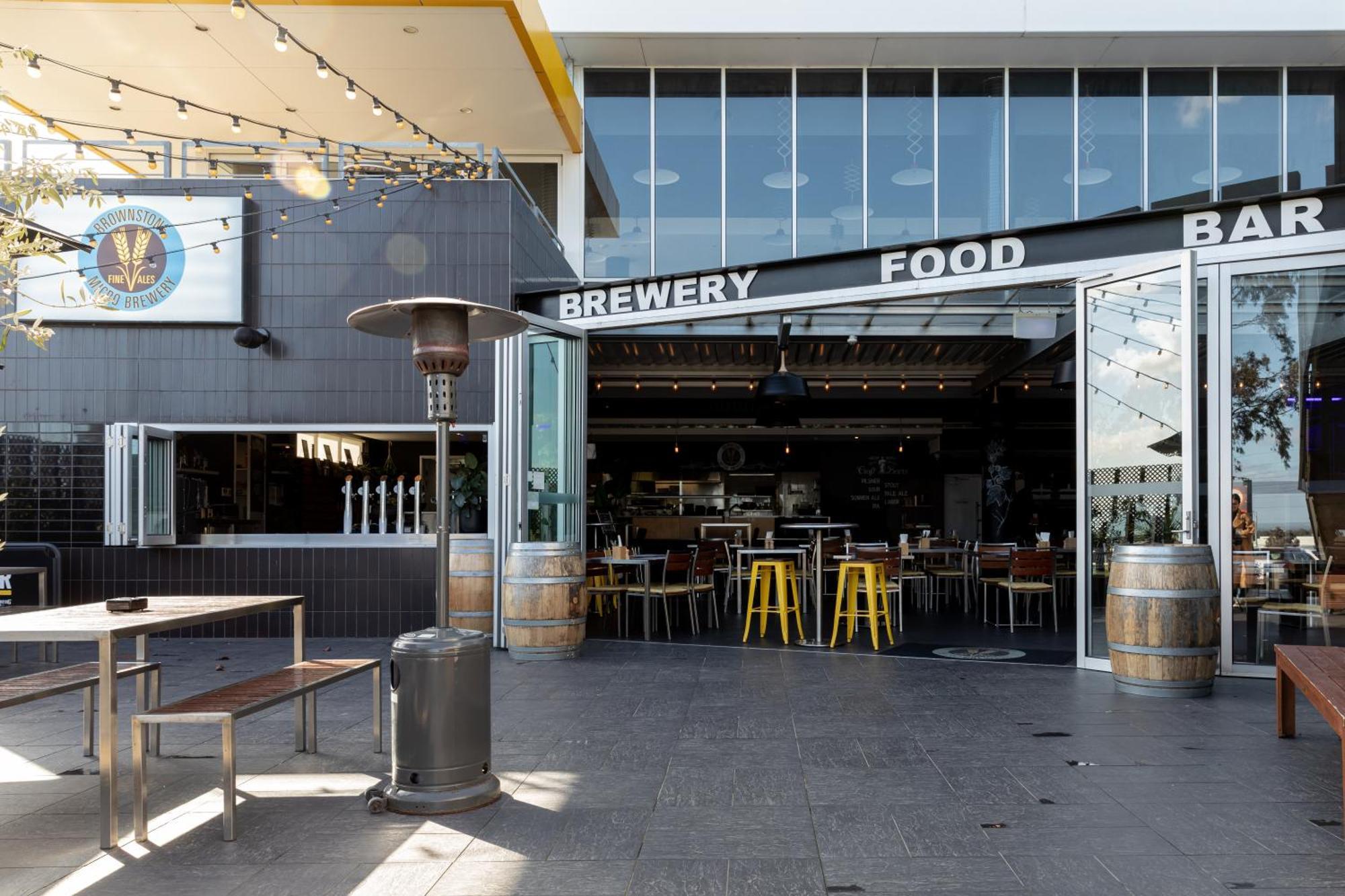 Atura Dandenong Hotel Doveton Bagian luar foto